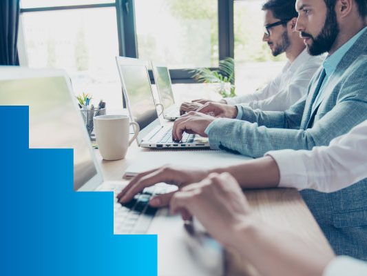 Técnicos de informática em outsourcing